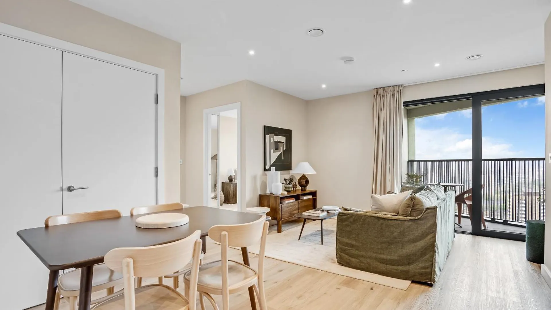 Apartment Riverstone Heights London United Kingdom