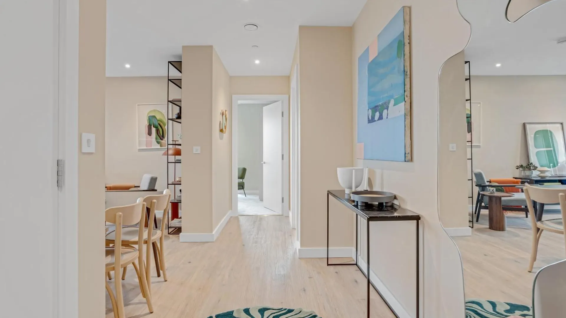 לונדון Riverstone Heights בריטניה